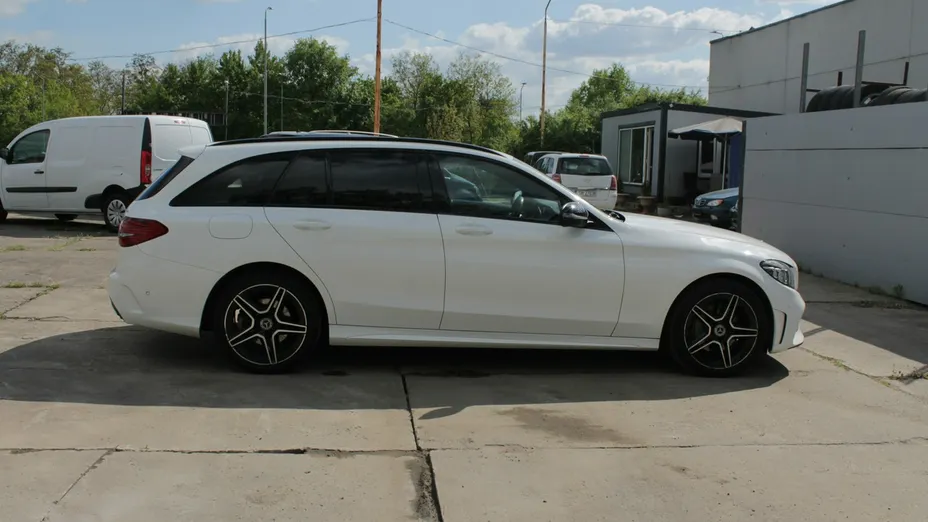 MERCEDES-BENZ C Klasa -