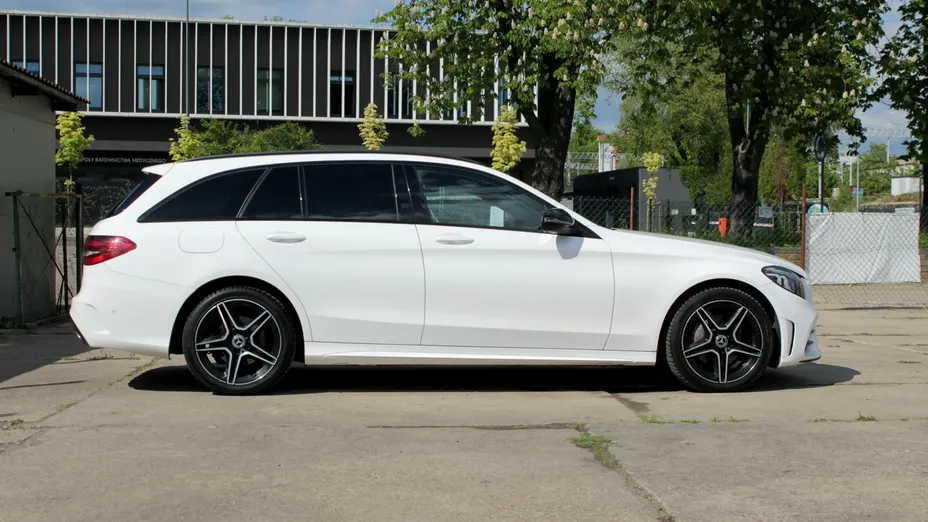 MERCEDES-BENZ C Klasa -