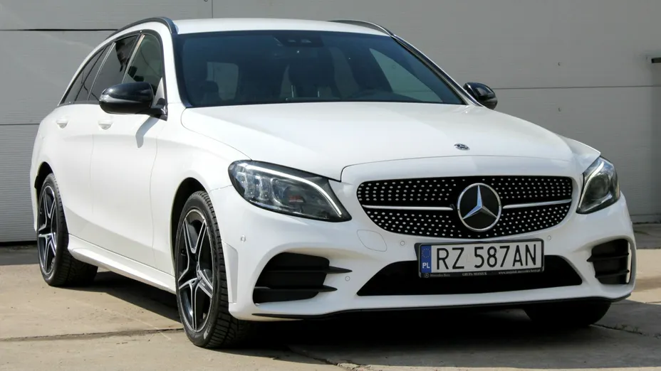 MERCEDES-BENZ C Klasa -