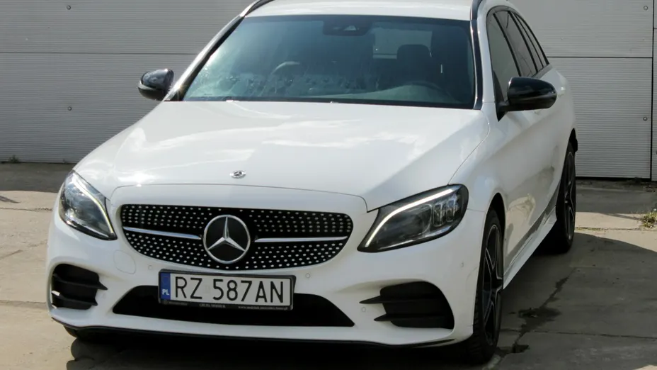 MERCEDES-BENZ C Klasa -