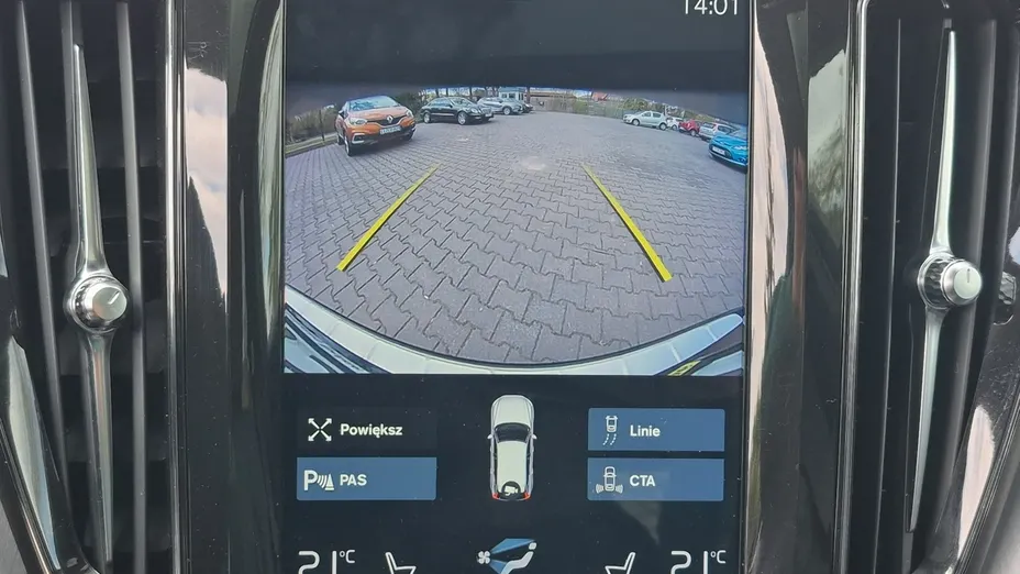 VOLVO XC60 -