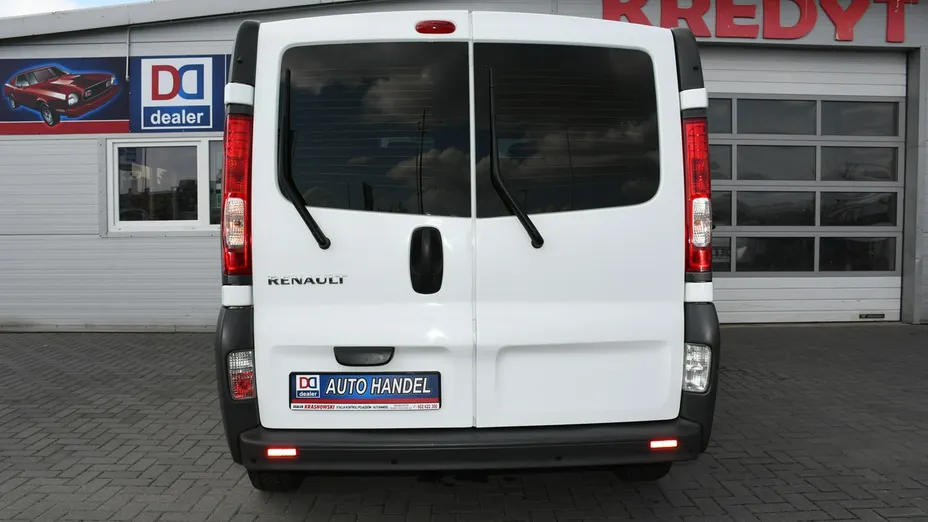 RENAULT Trafic -