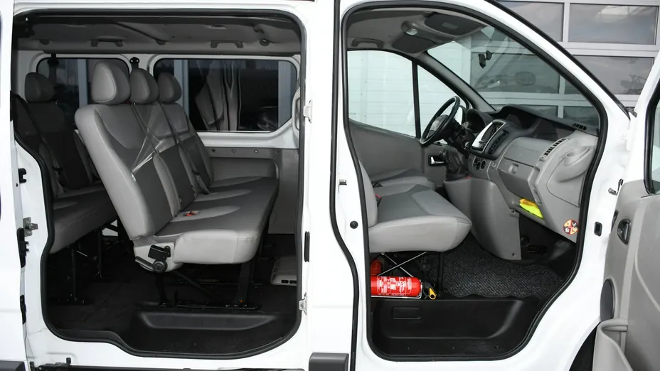 RENAULT Trafic -