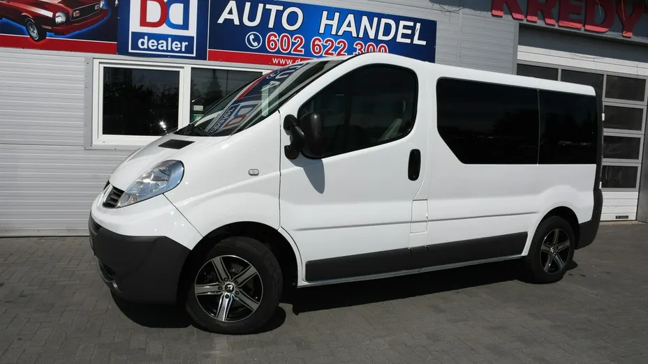 RENAULT Trafic -
