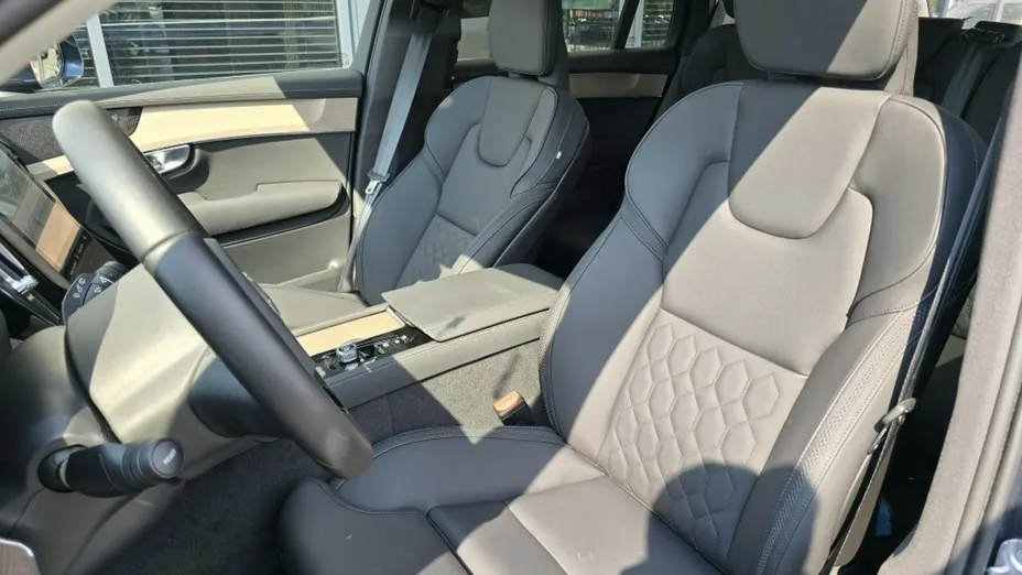 VOLVO XC90 -