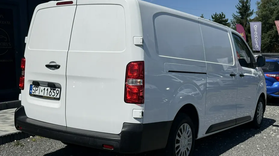 TOYOTA Proace -