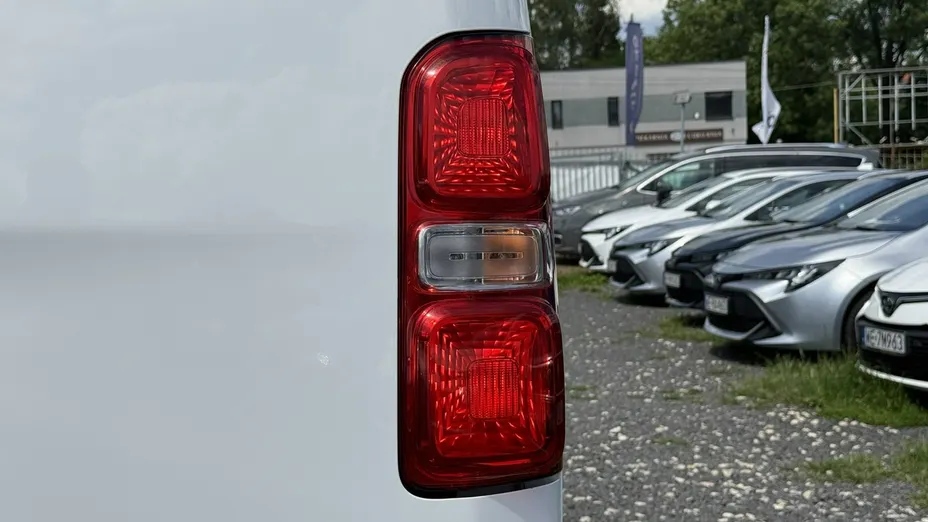 TOYOTA Proace -
