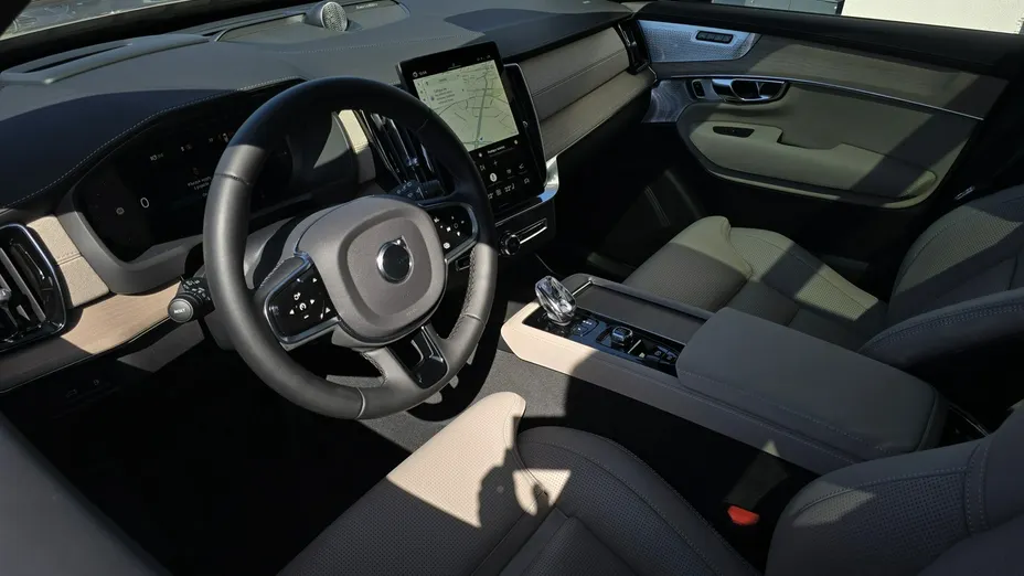 VOLVO XC90 -