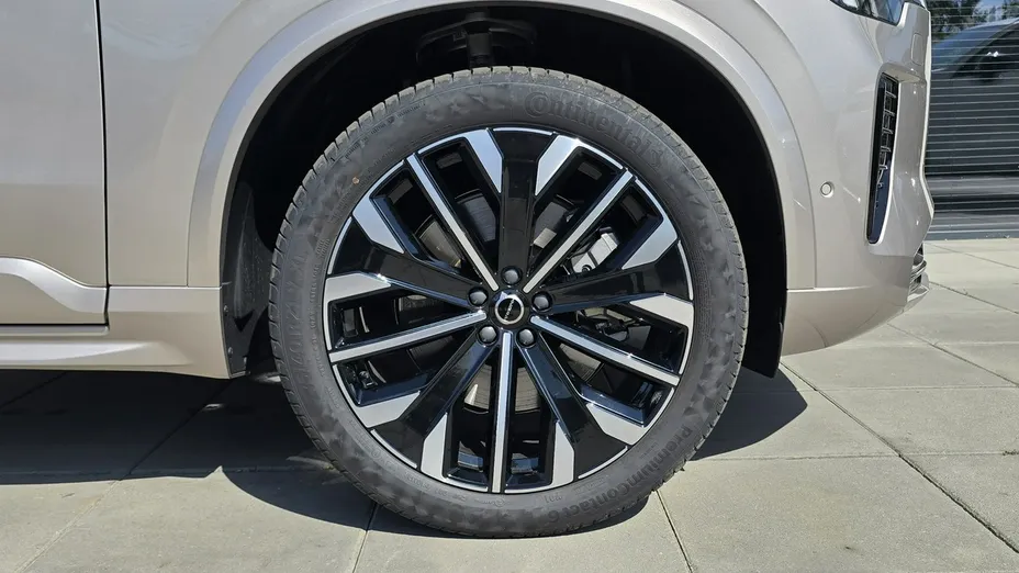 VOLVO XC90 -