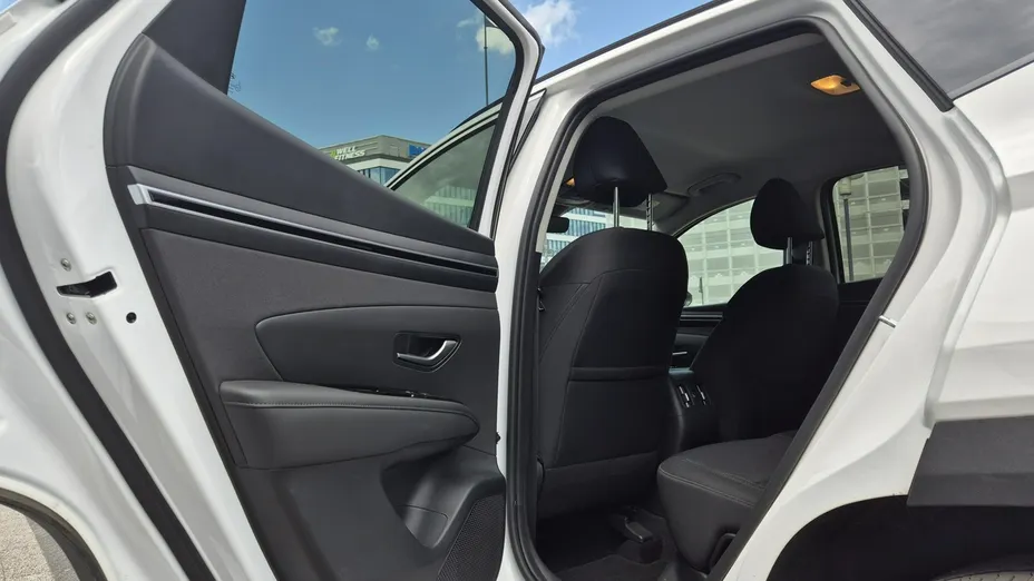 HYUNDAI Tucson -