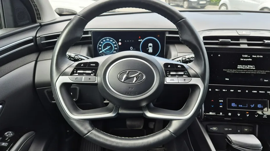 HYUNDAI Tucson -