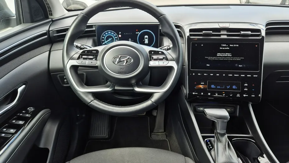 HYUNDAI Tucson -