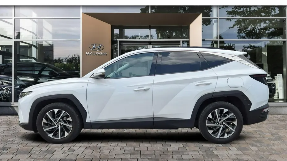 HYUNDAI Tucson -