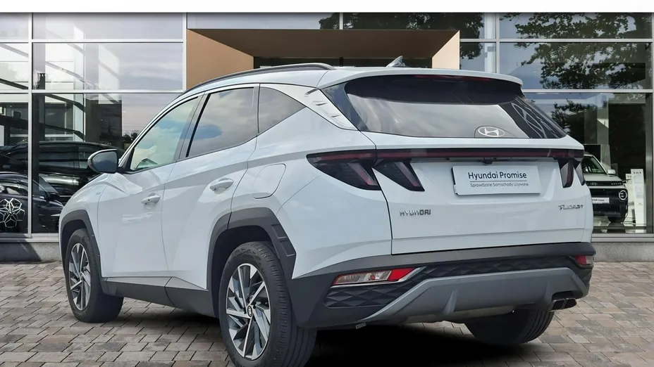 HYUNDAI Tucson -
