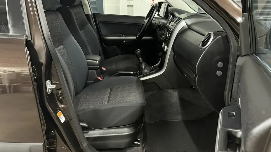 SUZUKI Grand Vitara -