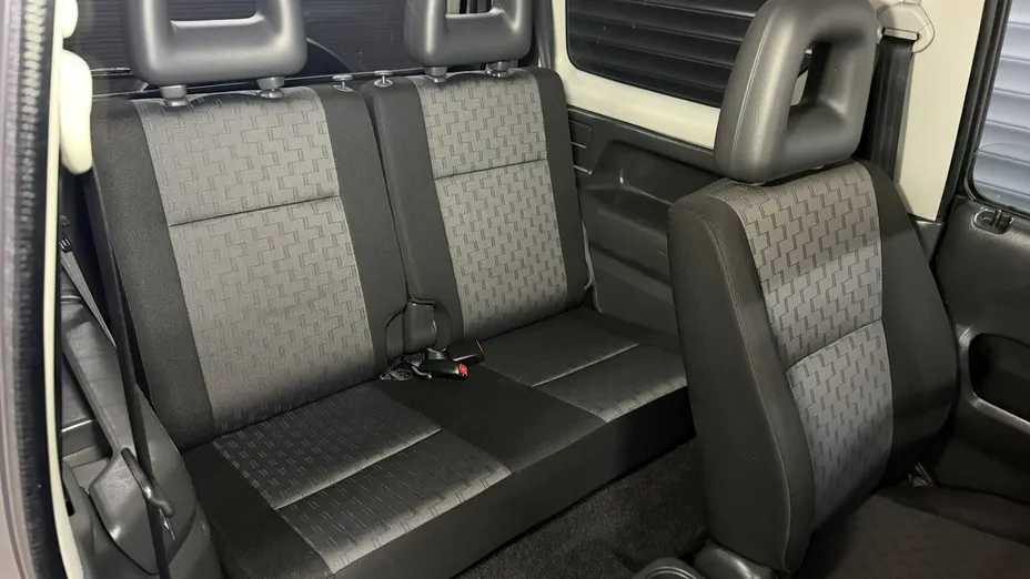 SUZUKI Jimny -