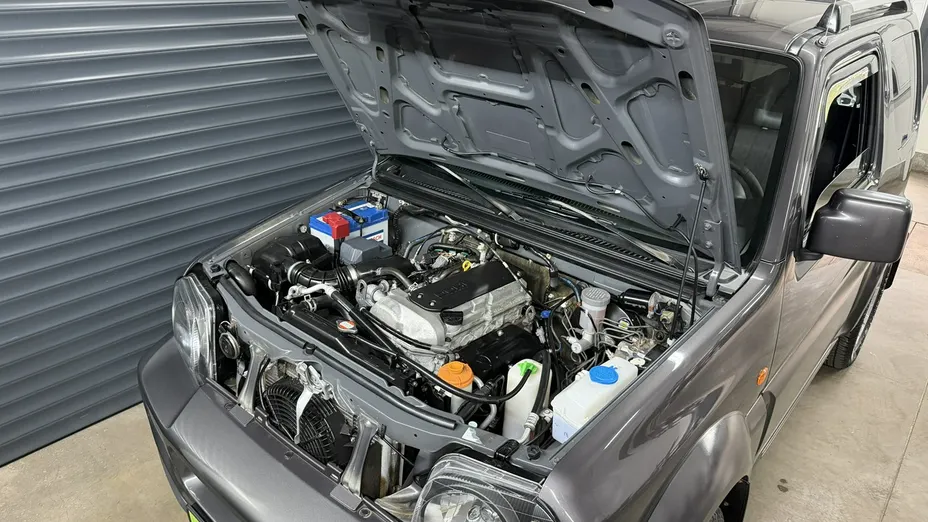 SUZUKI Jimny -