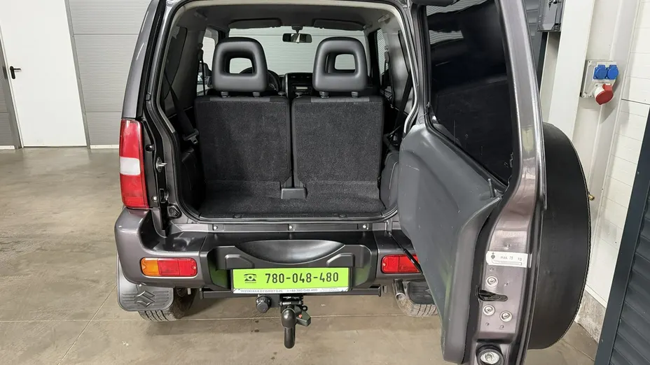 SUZUKI Jimny -