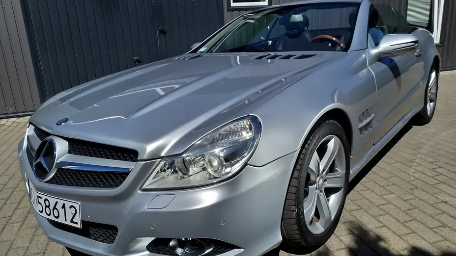 MERCEDES-BENZ SL -