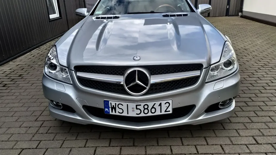 MERCEDES-BENZ SL -