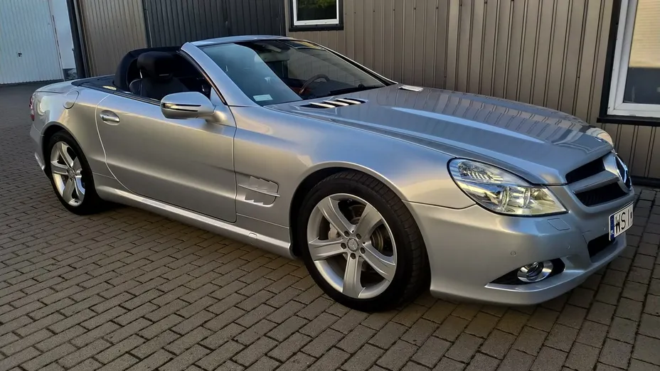 MERCEDES-BENZ SL -