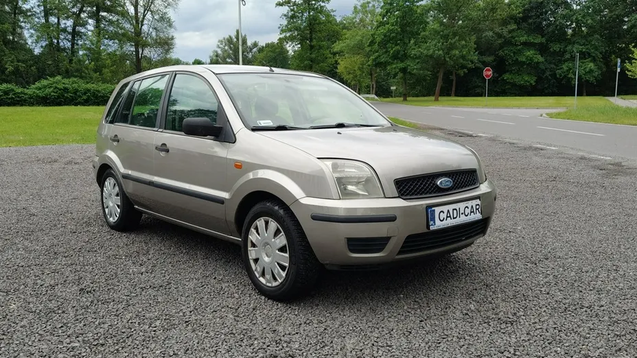FORD Fusion -