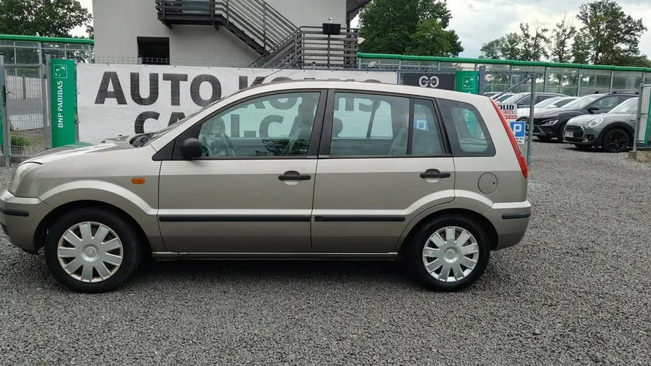 FORD Fusion -