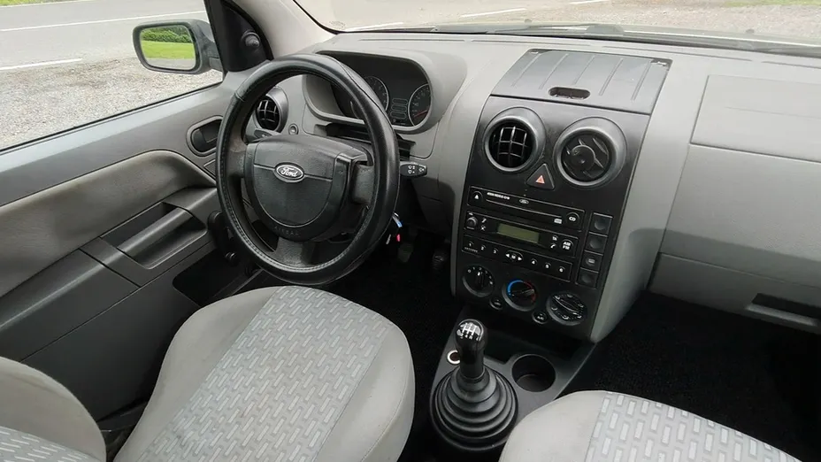FORD Fusion -