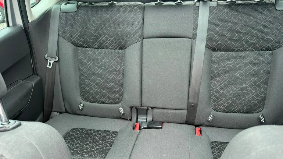PEUGEOT 3008 -