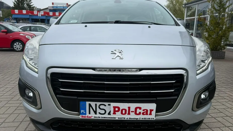 PEUGEOT 3008 -