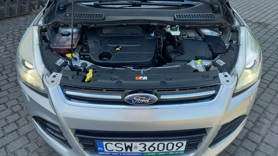 FORD Kuga -