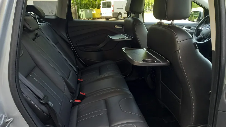 FORD Kuga -
