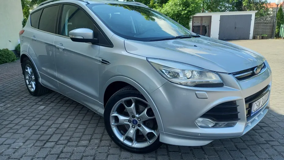 FORD Kuga -