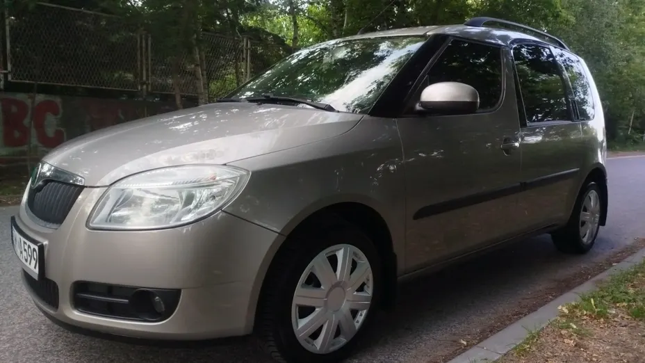 SKODA Roomster -