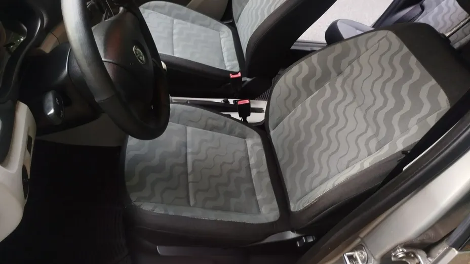 SKODA Roomster -