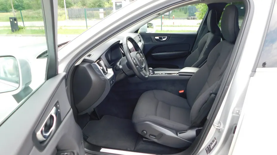 VOLVO XC60 -