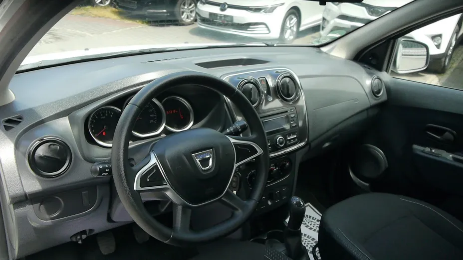 DACIA Sandero -