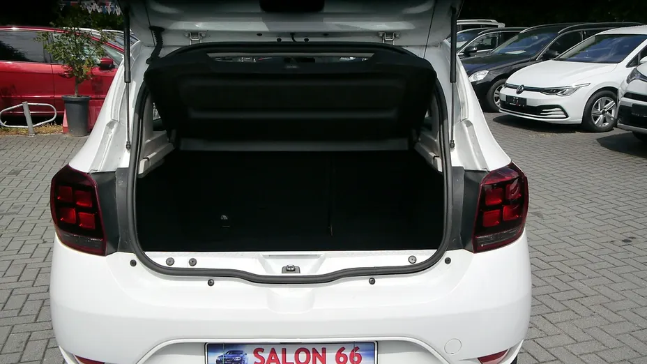 DACIA Sandero -