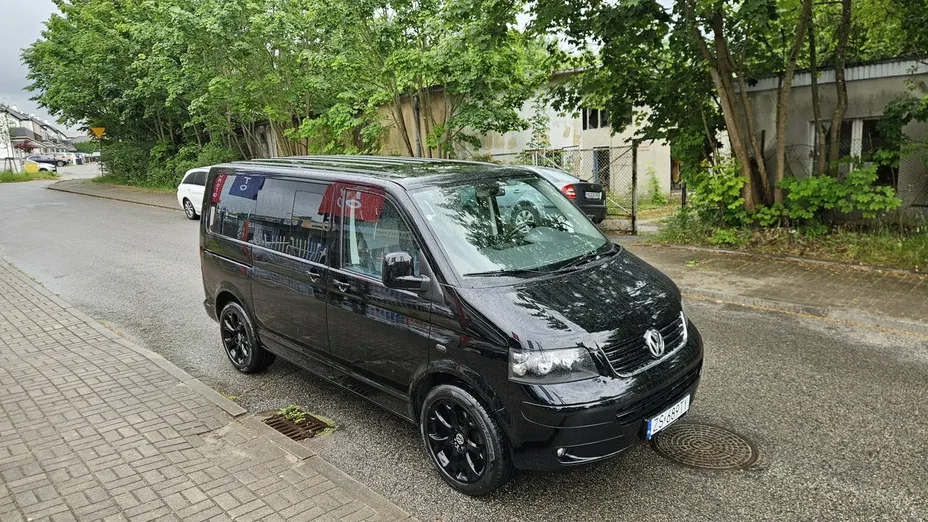 VOLKSWAGEN Transporter -