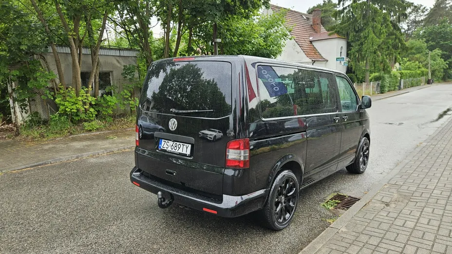 VOLKSWAGEN Transporter -