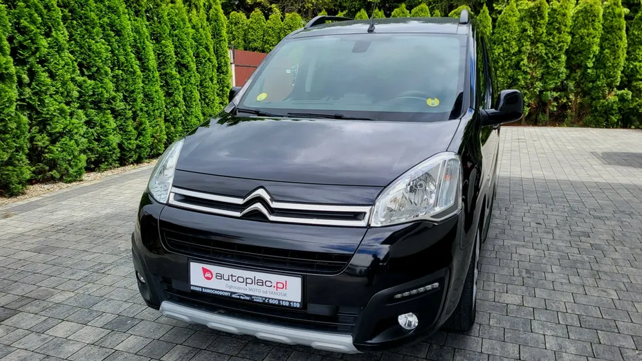 PEUGEOT Partner -
