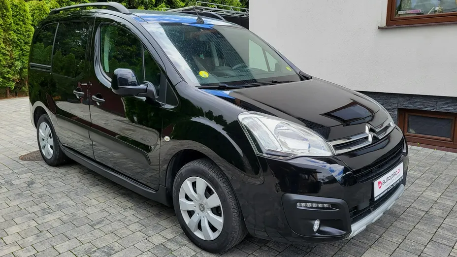PEUGEOT Partner -