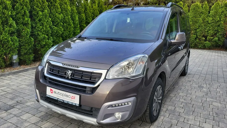 PEUGEOT Partner -