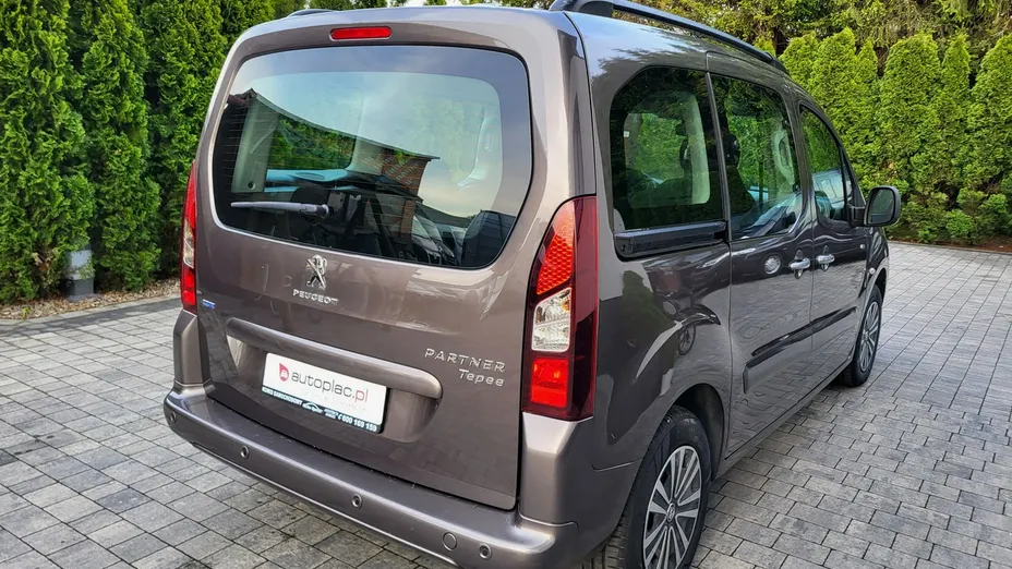 PEUGEOT Partner -