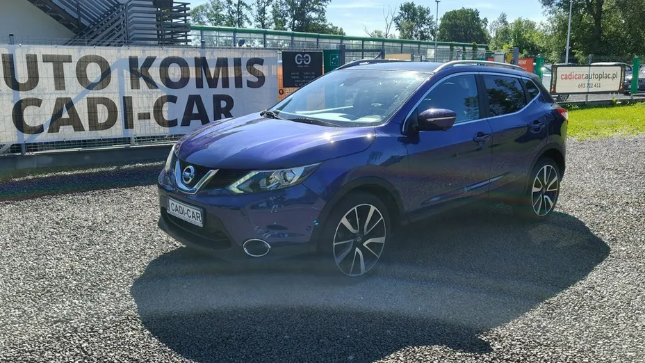 NISSAN Qashqai -
