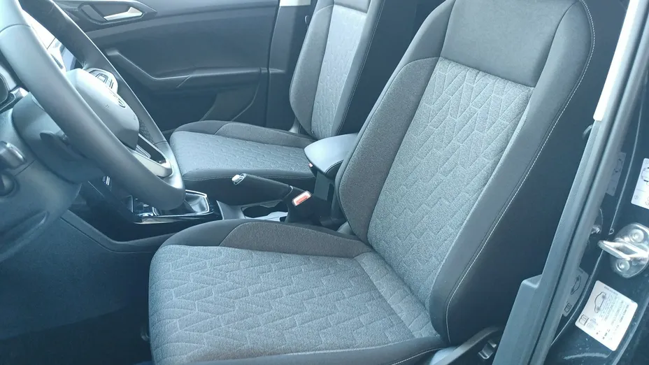 VOLKSWAGEN T-Cross -