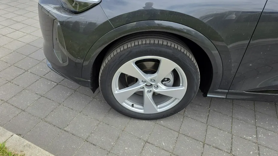 AUDI Q5 -