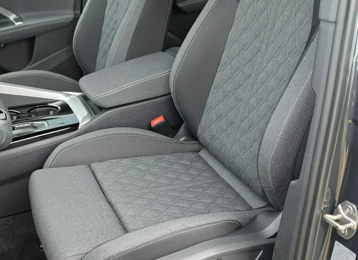 AUDI Q5 -