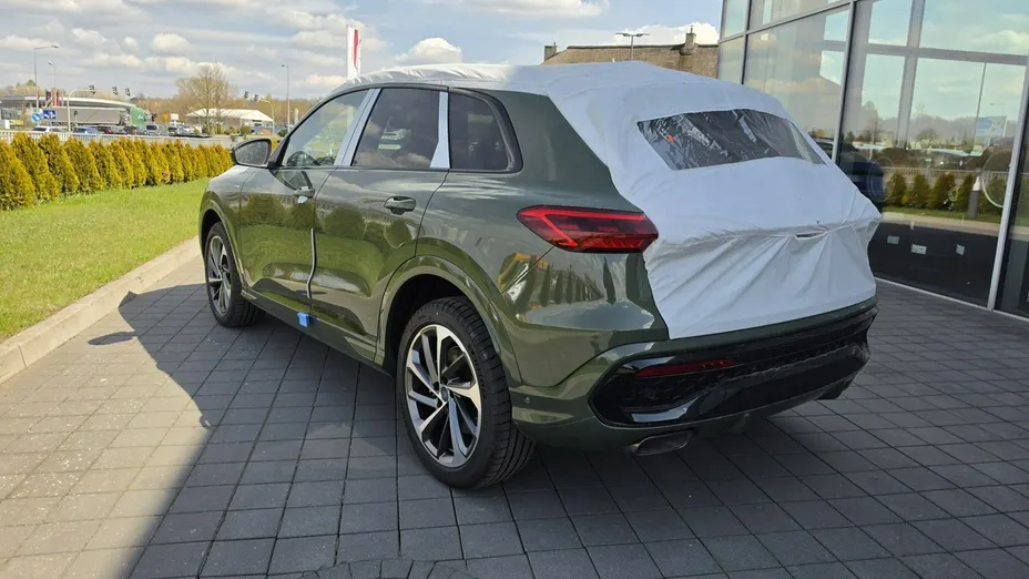 AUDI Q5 -