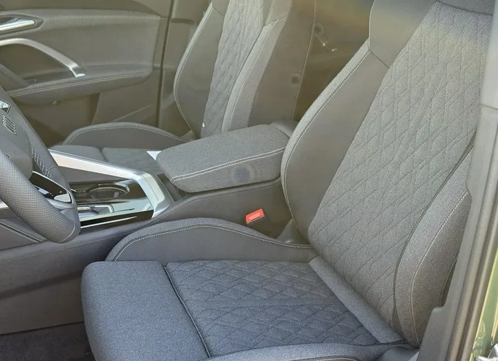 AUDI Q5 -